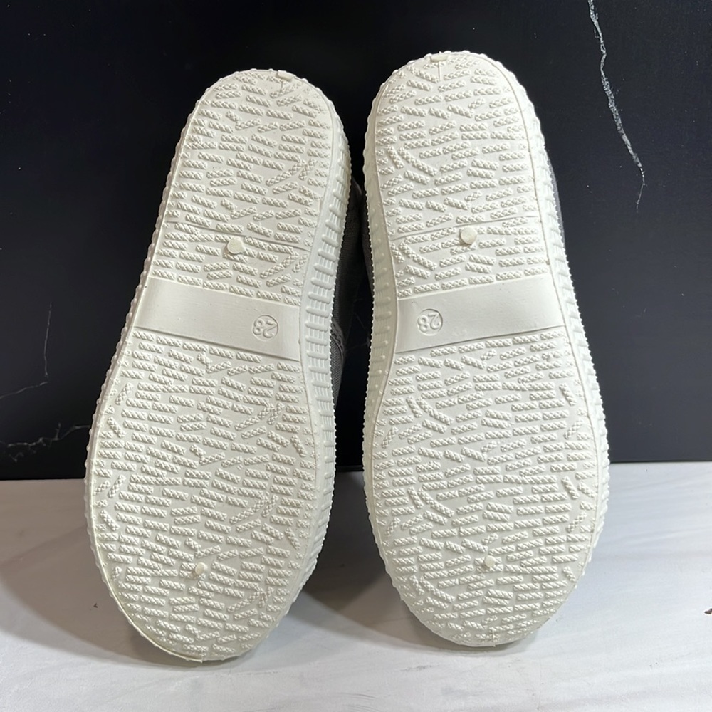 Opoee Toddler Canvas Shoe Gray/White sz 11 - Picture 8 of 9